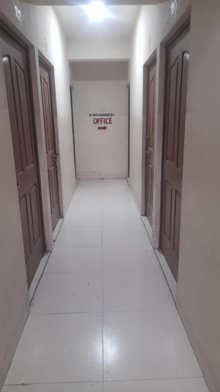 Aashiyana Boys Hostel Індаур Екстер'єр фото